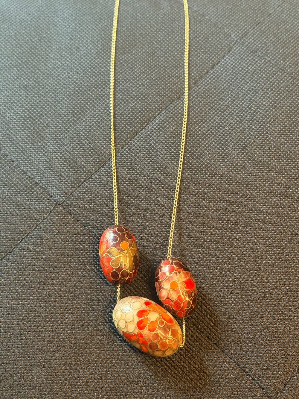 Vintage Cloisonne Enamel Oval Bead Necklace Gold Tone Chain Floral Red Orange 18